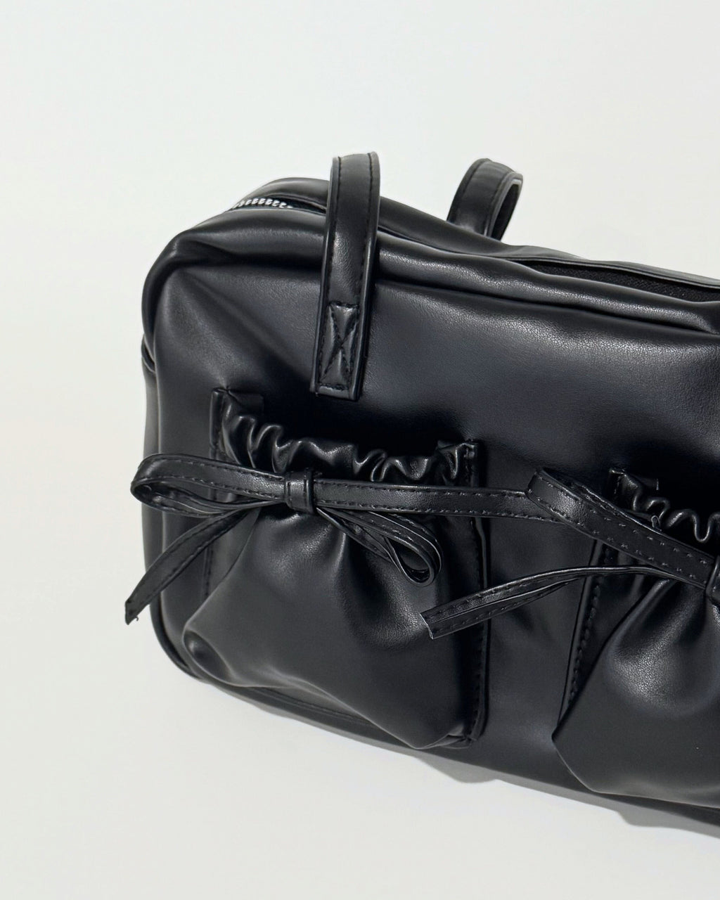 Knotty But Nice Bag in Black