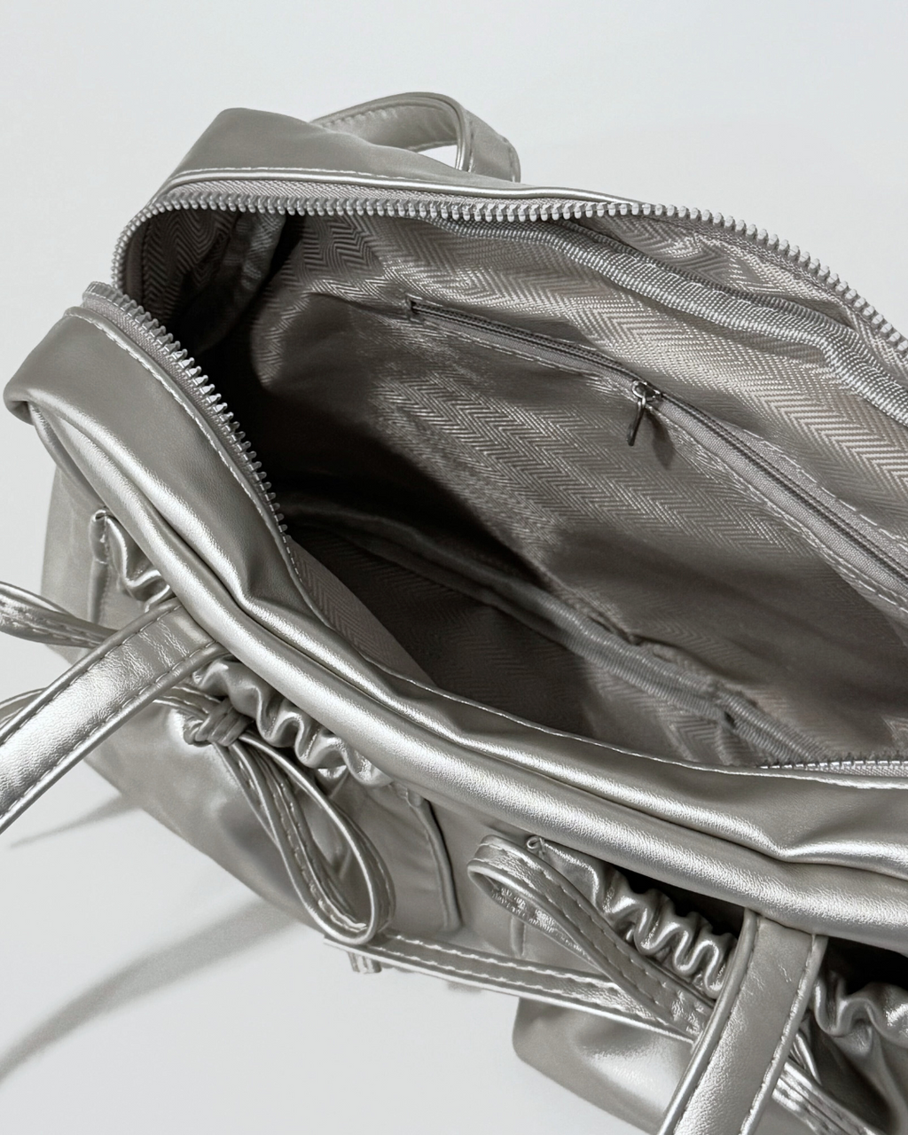 Knotty But Nice Bag in Silver