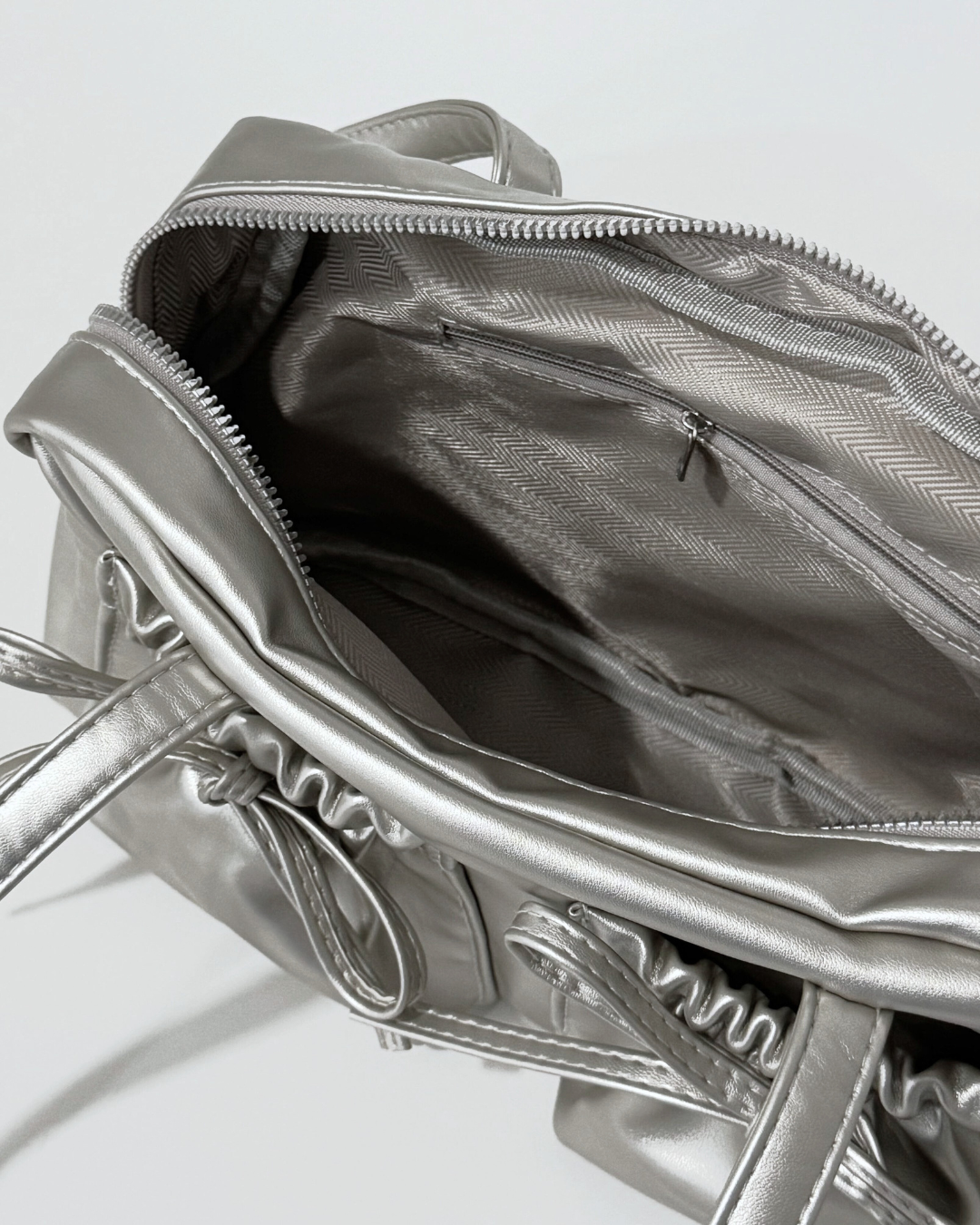Knotty But Nice Bag in Silver