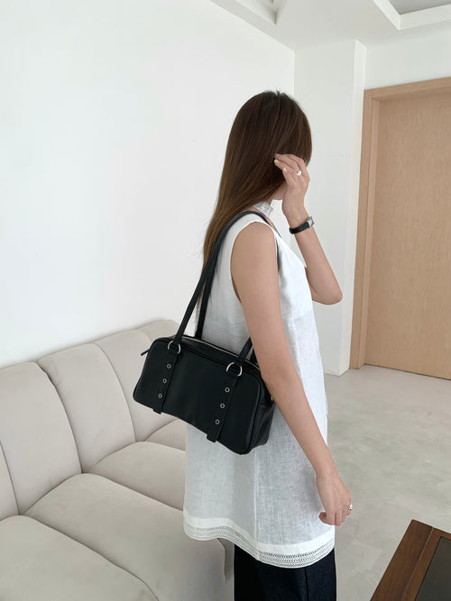 Heartbreaker Shoulder Bag in Black
