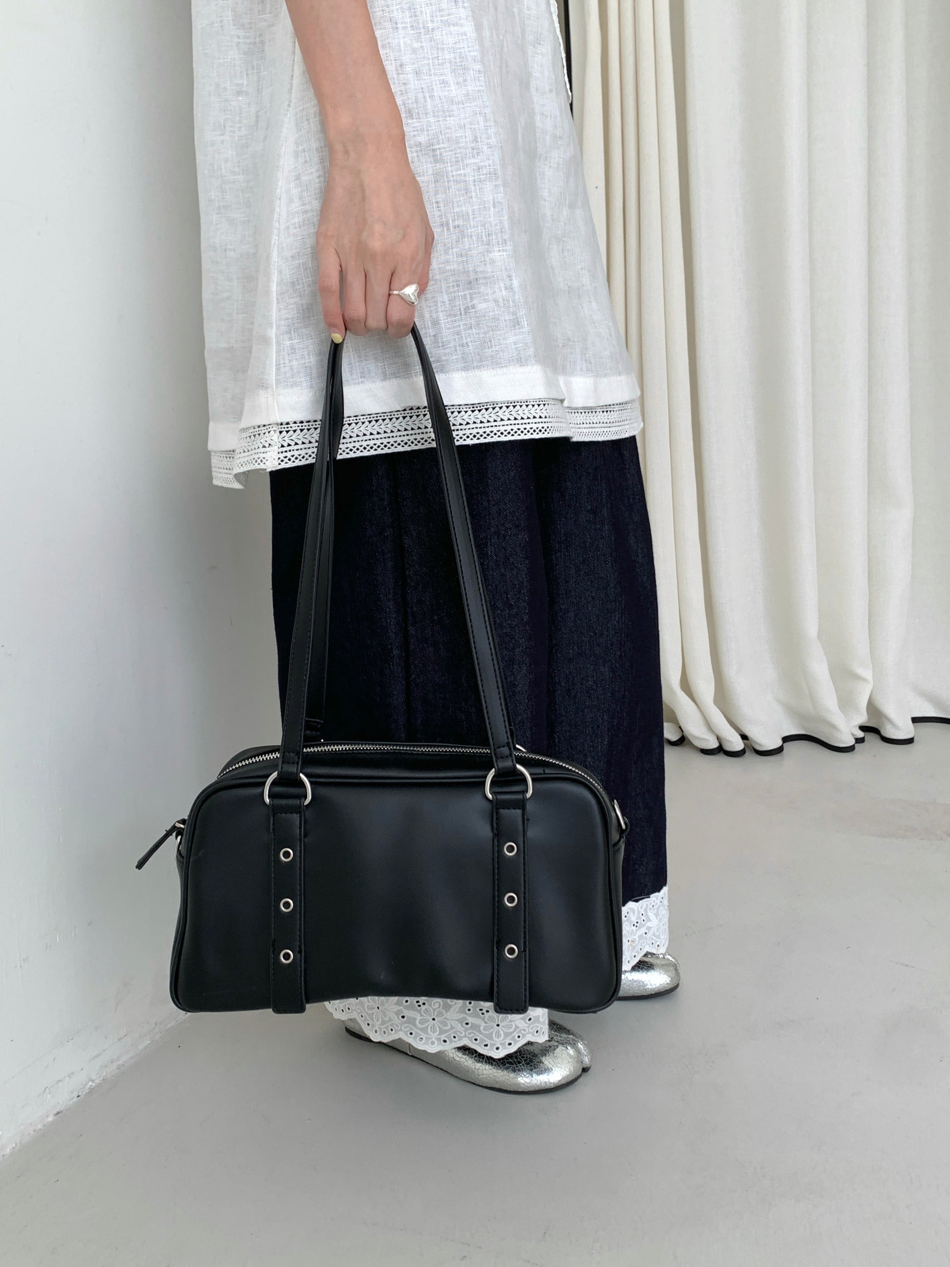 Heartbreaker Shoulder Bag in Black