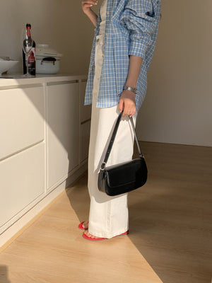 Daydreamer Shoulder Bag in Black