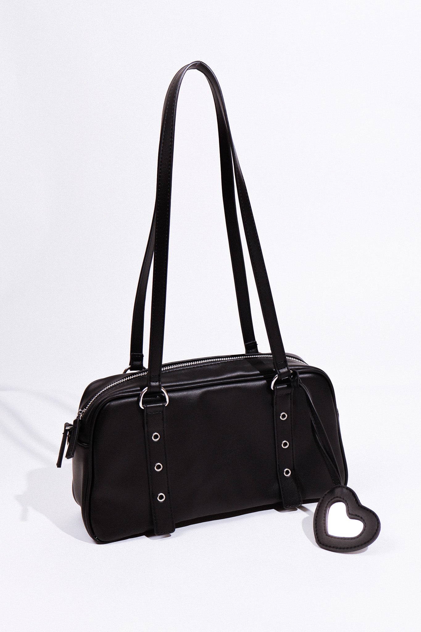 Heartbreaker Shoulder Bag in Black