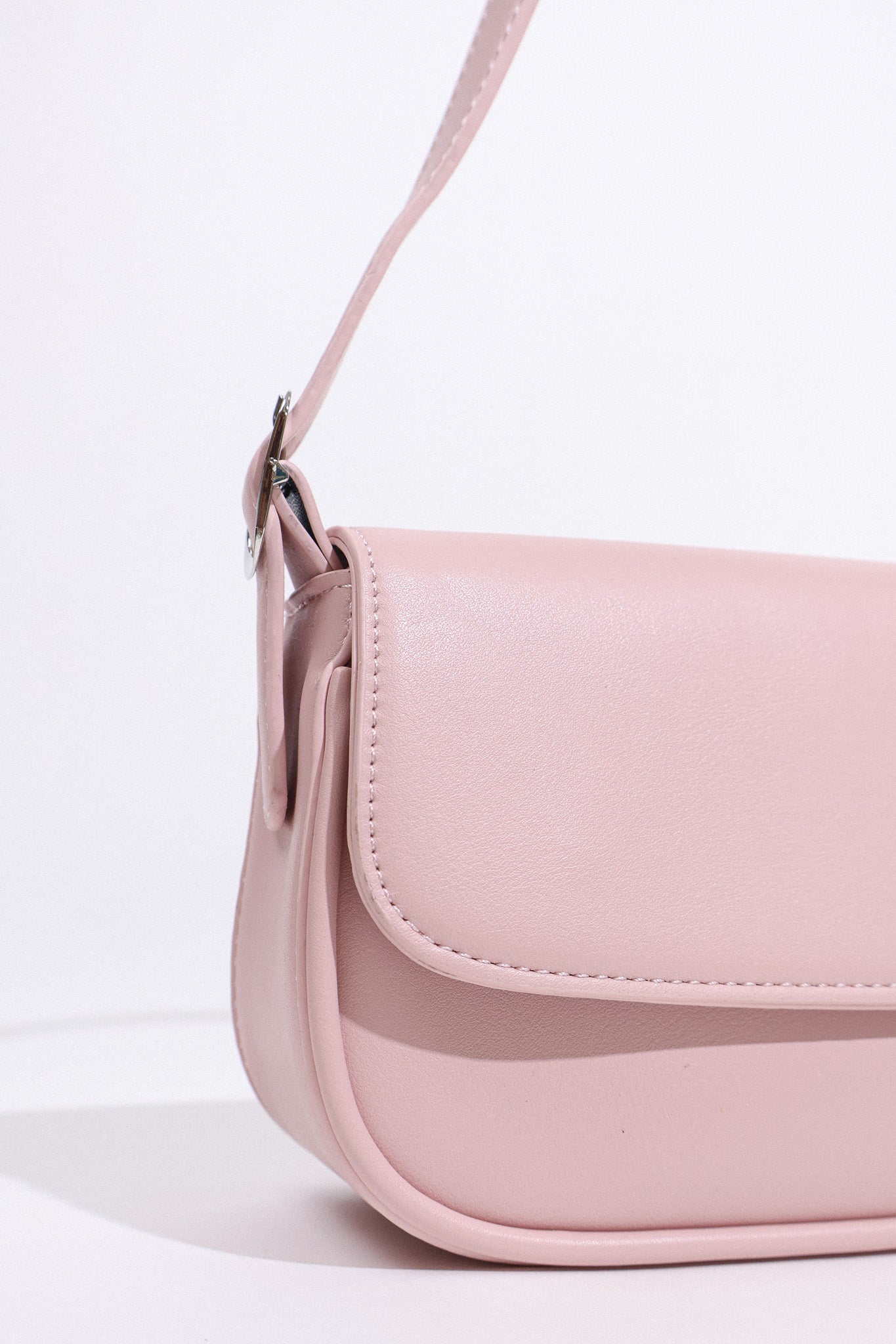 Daydreamer Shoulder Bag in Pink