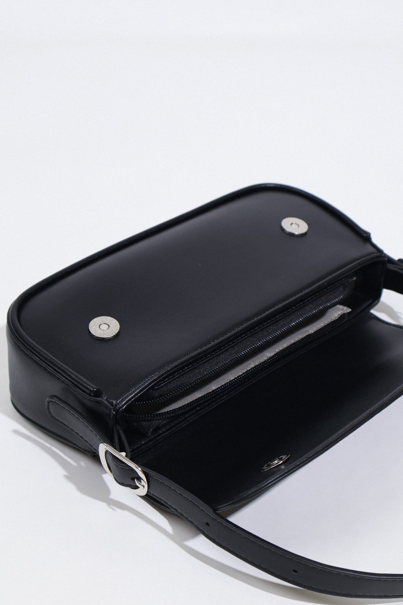 Daydreamer Shoulder Bag in Black