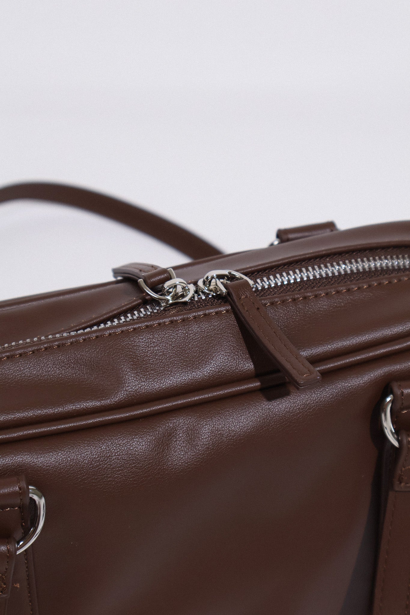 Heartbreaker Shoulder Bag in Espresso