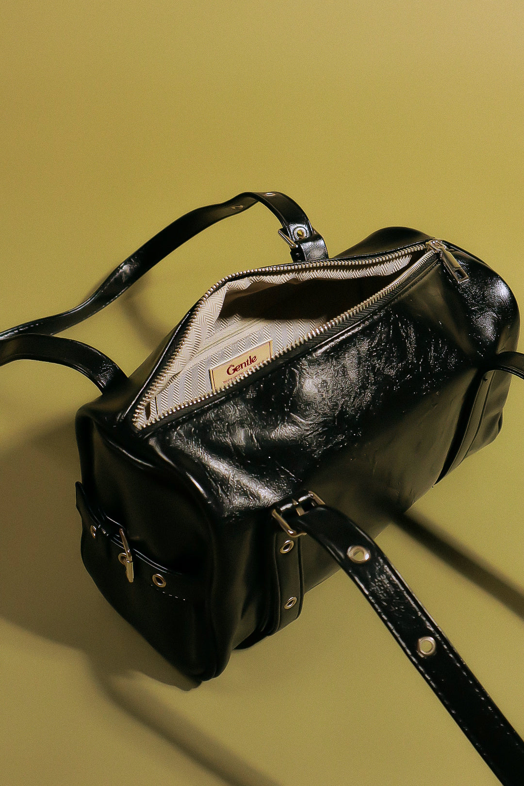 Boss Baby Shoulder Bag in Black
